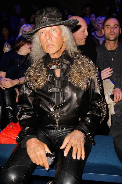 Look 14